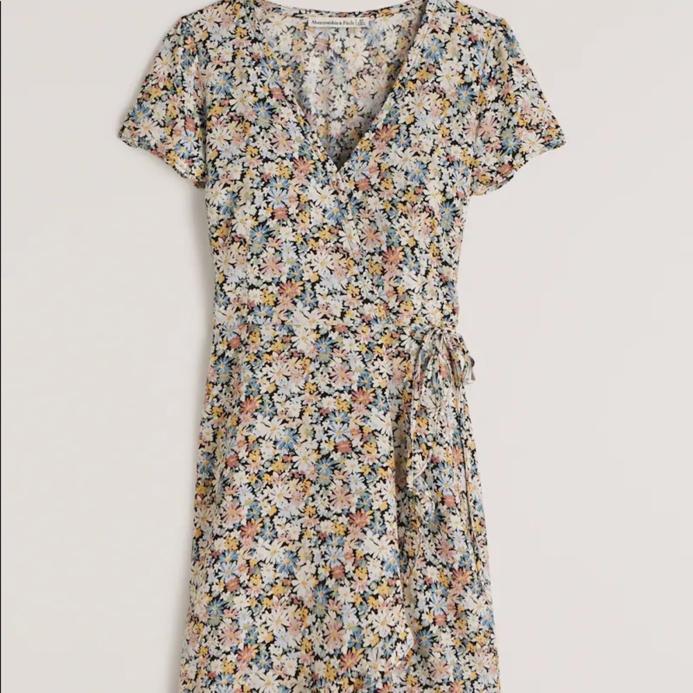 Abercrombie & Fitch Floral Wrap Dress